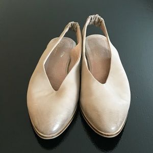 Seychelles Mountain Sling-back Flats